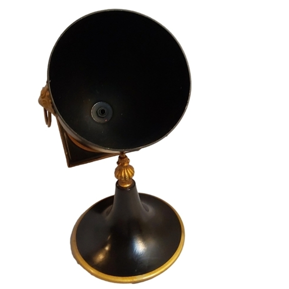 19 CENTURY TOLEWARE REGENCY PERIOD ITALIAN URNS - Picture 6 of 9